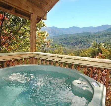 #754 Bear Hugs Villa Gatlinburg Bagian luar foto